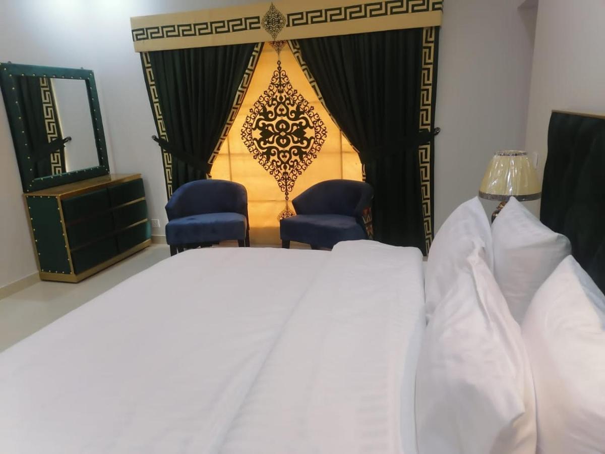 ホテル Bed & Breakfast イスラマバード エクステリア 写真