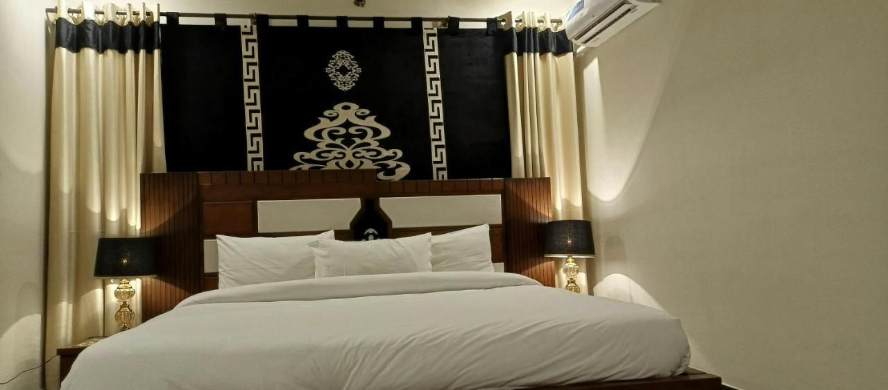 ホテル Bed & Breakfast イスラマバード エクステリア 写真