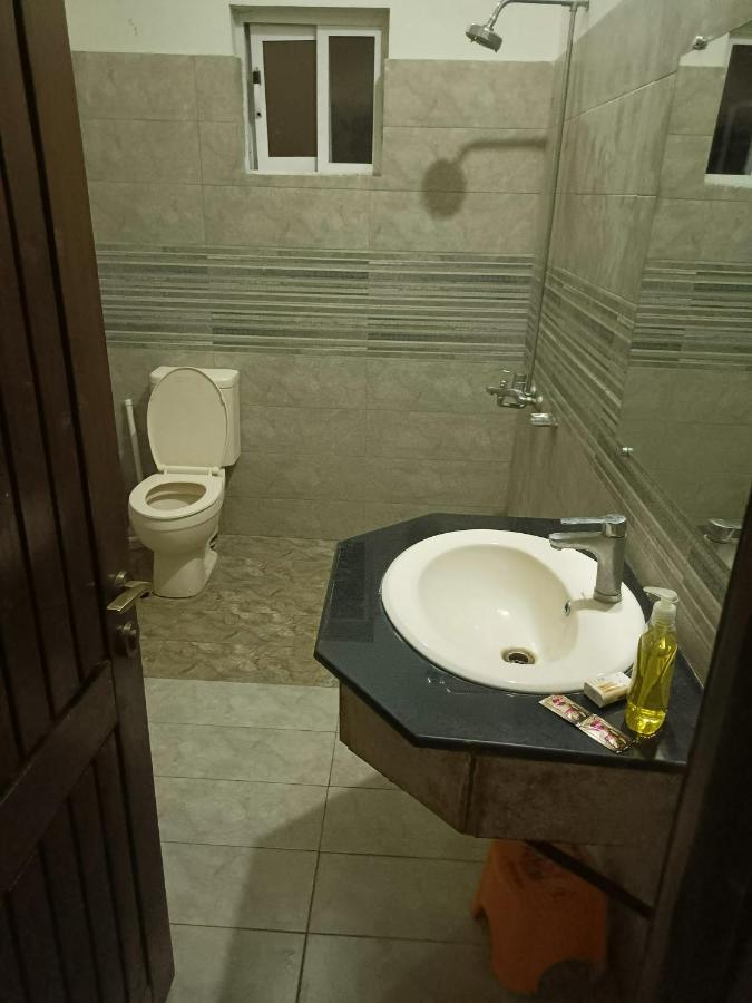 ホテル Bed & Breakfast イスラマバード エクステリア 写真
